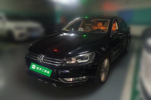 Ojetý Volkswagen Passat 2013 2.0 TSI DSG Ultimate Edition