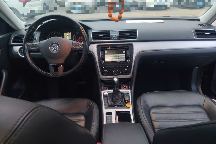 Used Volkswagen Passat 2013 2.0 TSI DSG Prestige Edition Center Console