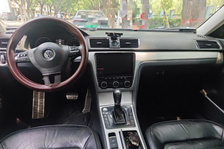Used Volkswagen Passat 2013 1.8TSI DSG Prestige Edition Center Console