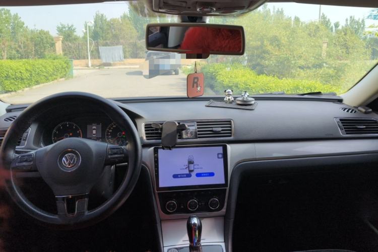 Used Volkswagen Passat 2013 1.8TSI DSG Prestige Edition Center Console
