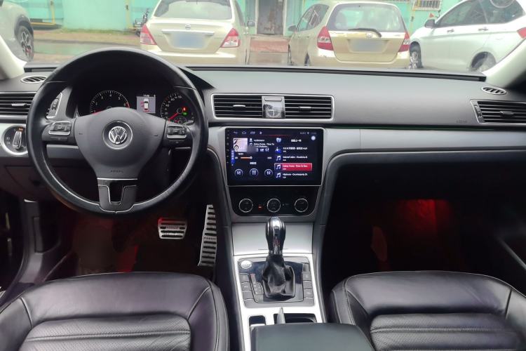 Used Volkswagen Passat 2013 1.8TSI DSG Prestige Edition Center Console