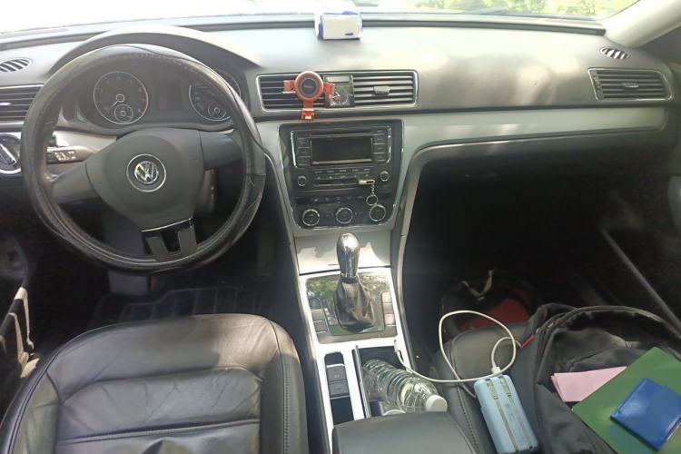 Used Volkswagen Passat 2013 1.8TSI DSG Prestige Edition Center Console