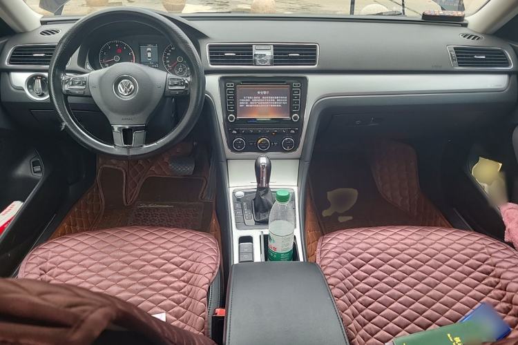 Used Volkswagen Passat 2013 1.8TSI DSG Prestige Edition Center Console