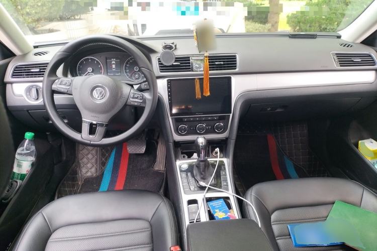 Used Volkswagen Passat 2013 1.8TSI DSG Prestige Edition Center Console