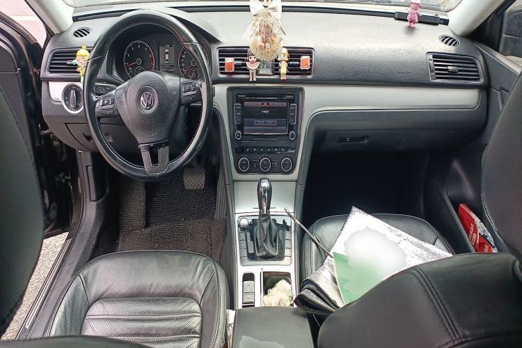 Used Volkswagen Passat 2013 1.8TSI DSG Prestige Edition Center Console