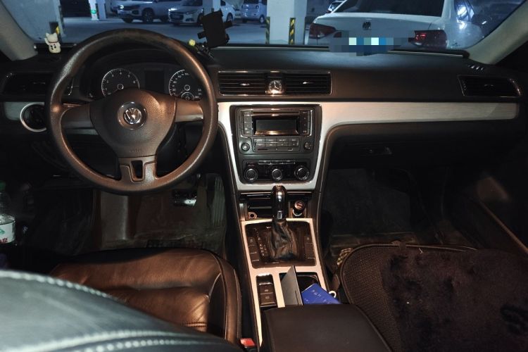 Used Volkswagen Passat 2013 1.8TSI DSG Government Procurement Edition Center Console