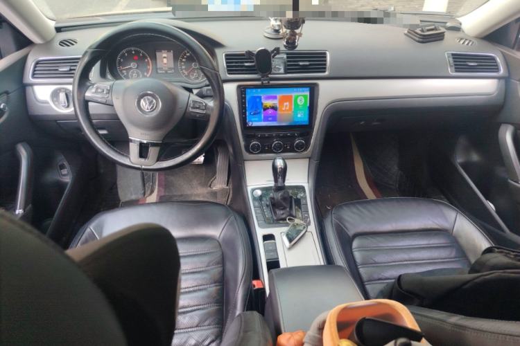 Used Volkswagen Passat 2013 2.0 TSI DSG Prestige Edition Center Console
