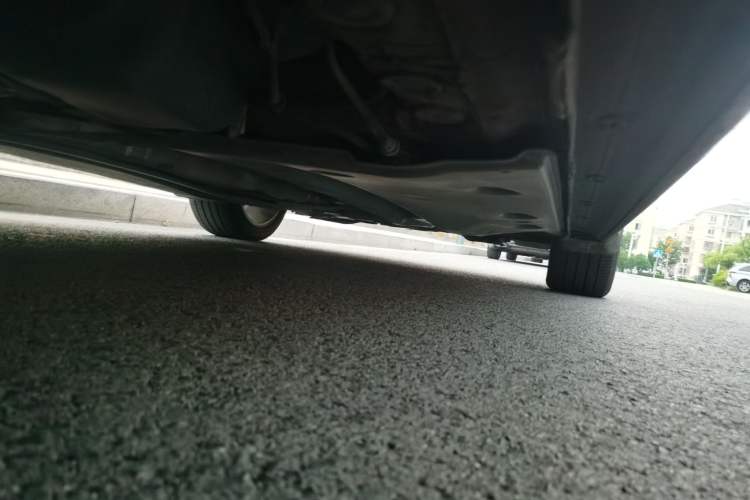 Used Volkswagen Passat 2013 1.8TSI DSG Ultimate Edition Chassis Rear Right