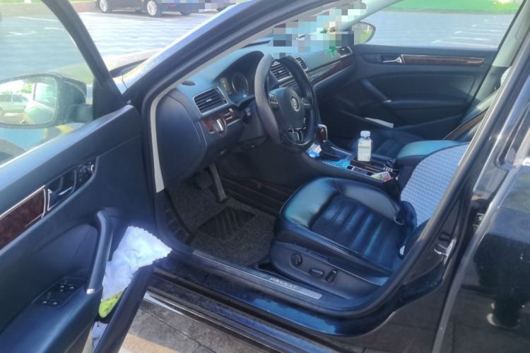 Used Volkswagen Passat 2013 1.8TSI DSG Ultimate Edition Driver Seat