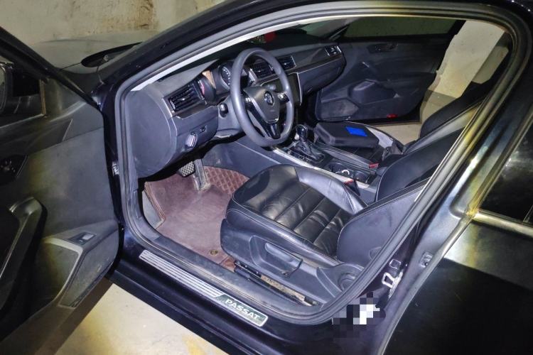 Used Volkswagen Passat 2013 1.8TSI DSG Government Procurement Edition Driver Seat