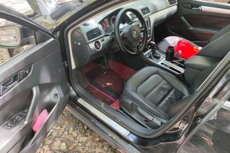 Used Volkswagen Passat 2013 1.8TSI DSG Prestige Edition Driver Seat