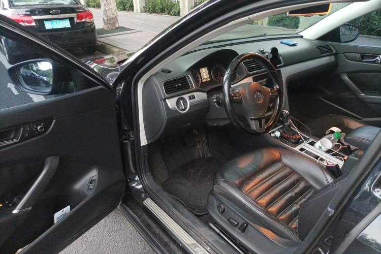 Used Volkswagen Passat 2013 2.0 TSI DSG Prestige Edition Driver Seat