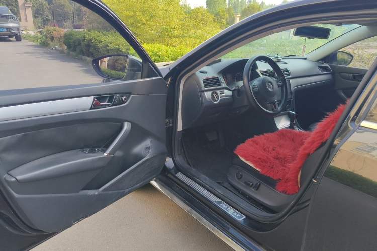 Used Volkswagen Passat 2013 1.8TSI DSG Prestige Edition Driver Seat