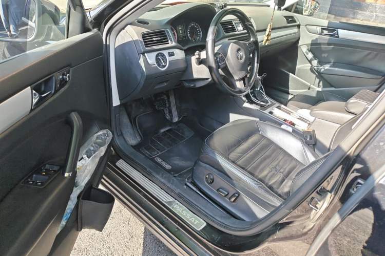 Used Volkswagen Passat 2013 2.0 TSI DSG Prestige Edition Driver Seat