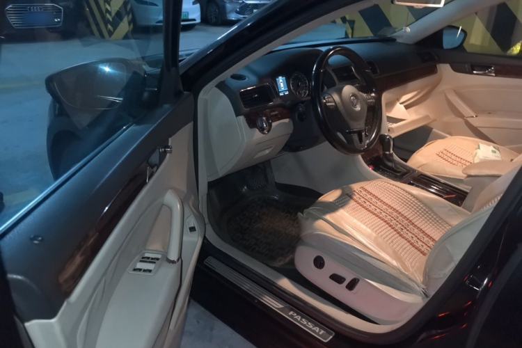 Used Volkswagen Passat 2013 1.8TSI DSG Prestige Edition Driver Seat