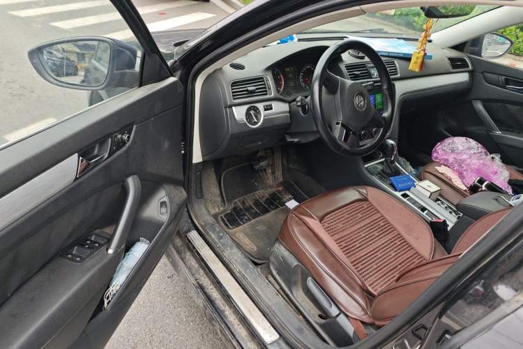 Used Volkswagen Passat 2013 1.8TSI DSG Prestige Edition Driver Seat