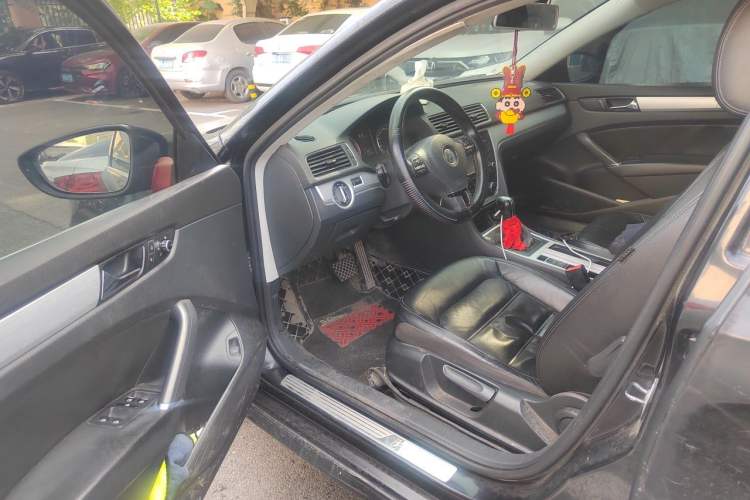 Used Volkswagen Passat 2013 1.8TSI DSG Prestige Edition Driver Seat
