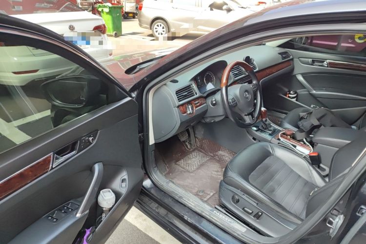 Used Volkswagen Passat 2013 2.0 TSI DSG Ultimate Edition Driver Seat