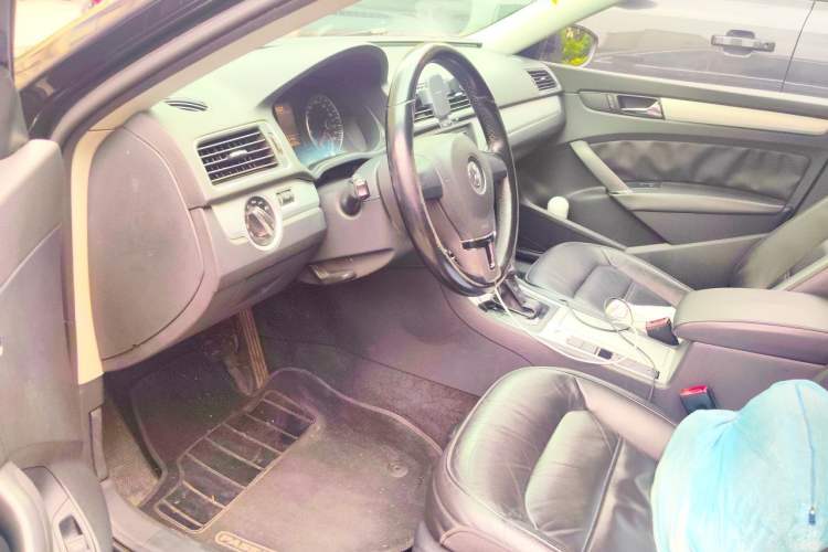 Used Volkswagen Passat 2013 1.8TSI DSG Prestige Edition Driver Seat