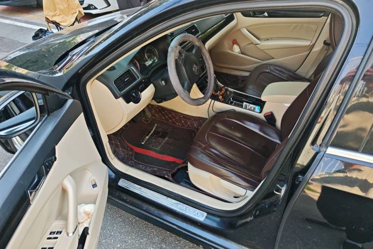 Used Volkswagen Passat 2013 1.8TSI DSG Government Procurement Edition Driver Seat