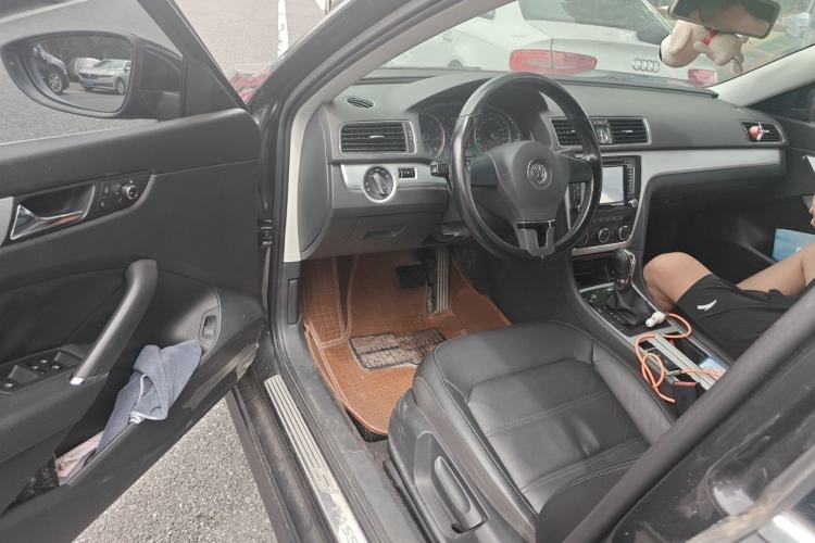 Used Volkswagen Passat 2013 1.8TSI DSG Prestige Edition Driver Seat
