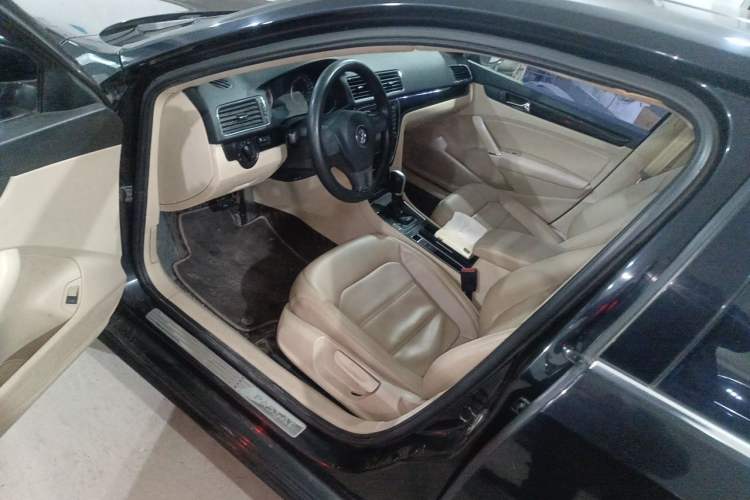 Used Volkswagen Passat 2013 1.8TSI DSG Government Procurement Edition Driver Seat