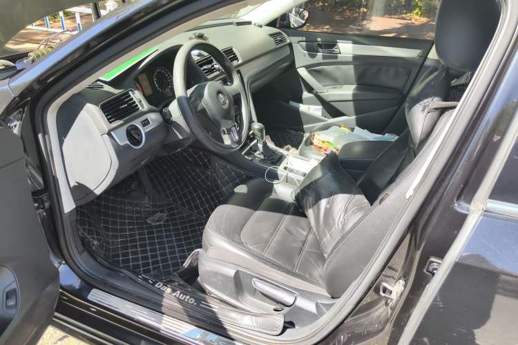 Used Volkswagen Passat 2013 1.8TSI DSG Government Procurement Edition Driver Seat