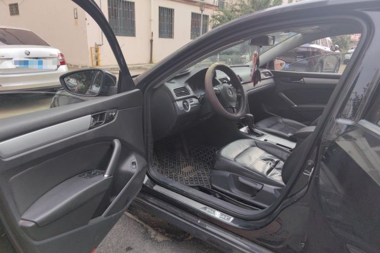 Used Volkswagen Passat 2013 1.8TSI DSG Prestige Edition Driver Seat