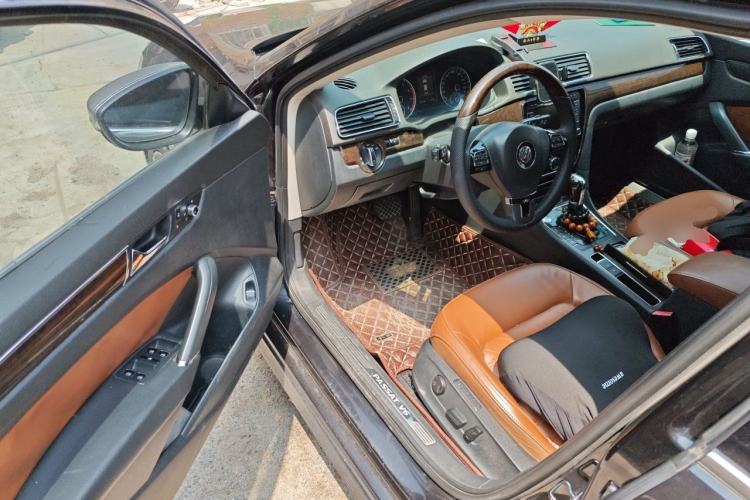 Used Volkswagen Passat 2013 3.0L V6 DSG Flagship Deluxe Edition Driver Seat