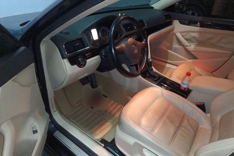 Used Volkswagen Passat 2013 1.8TSI DSG Prestige Edition Driver Seat