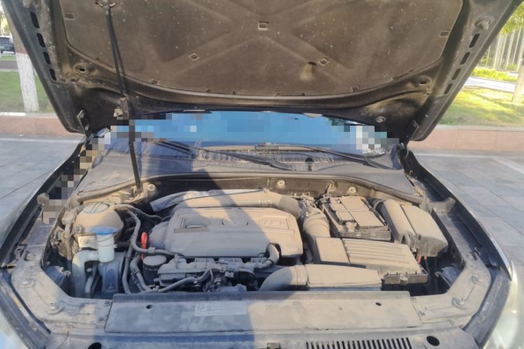 Used Volkswagen Passat 2013 1.8TSI DSG Ultimate Edition Engine Bay