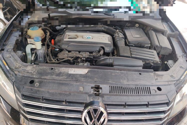 Used Volkswagen Passat 2013 1.8TSI DSG Prestige Edition Engine Bay