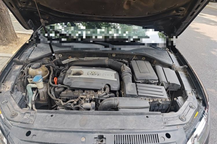 Used Volkswagen Passat 2013 1.8TSI DSG Prestige Edition Engine Bay