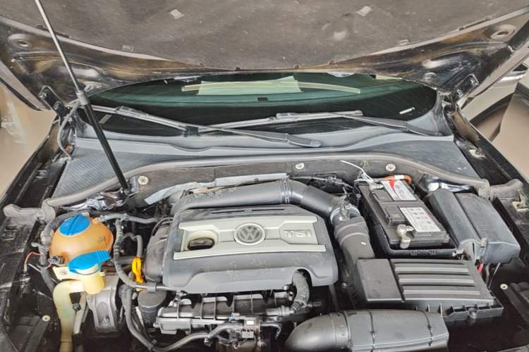 Used Volkswagen Passat 2013 1.8TSI DSG Government Procurement Edition Engine Bay