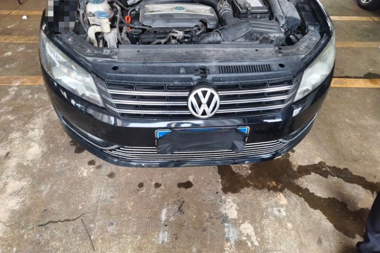 Used Volkswagen Passat 2013 1.8TSI DSG Prestige Edition Engine Bay