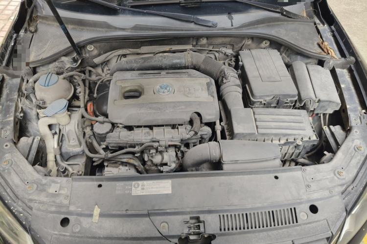 Used Volkswagen Passat 2013 1.8TSI DSG Prestige Edition Engine Bay