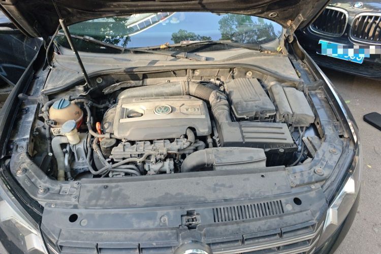 Used Volkswagen Passat 2013 1.8TSI DSG Prestige Edition Engine Bay