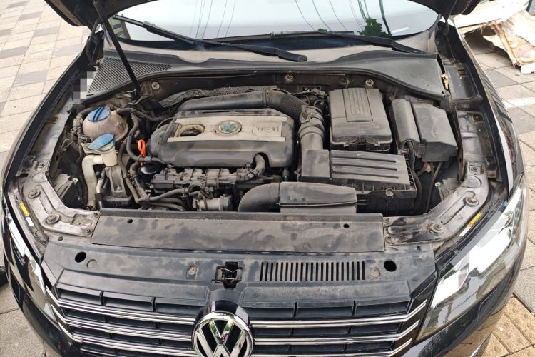 Used Volkswagen Passat 2013 1.8TSI DSG Ultimate Edition Engine Bay