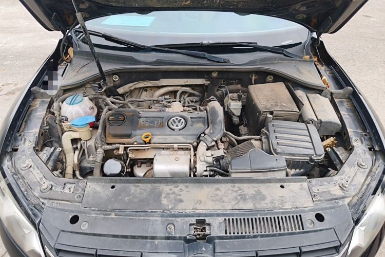 Used Volkswagen Passat 2013 1.4TSI Manual Prestige Edition Engine Bay