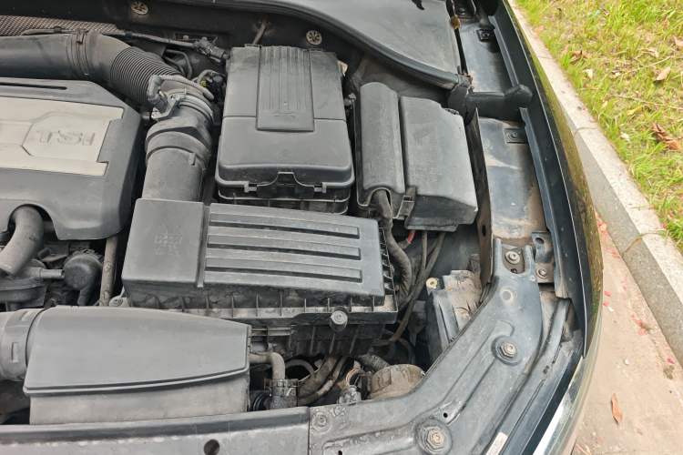 Used Volkswagen Passat 2013 2.0 TSI DSG Prestige Edition Engine Bay Left