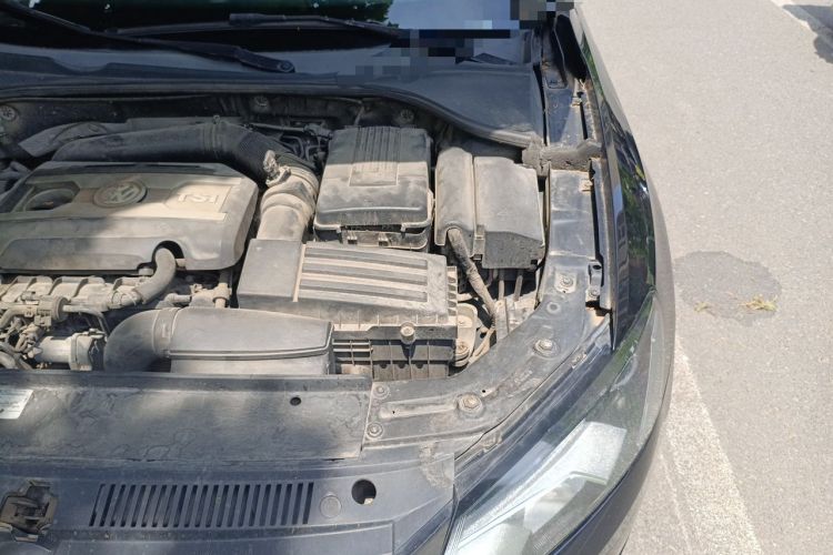 Used Volkswagen Passat 2013 1.8TSI DSG Prestige Edition Engine Bay Left