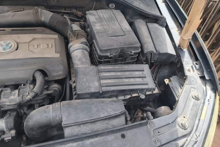 Used Volkswagen Passat 2013 2.0 TSI DSG Prestige Edition Engine Bay Left