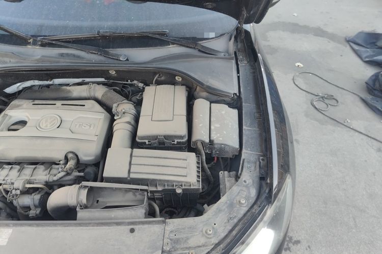 Used Volkswagen Passat 2013 1.8TSI DSG Prestige Edition Engine Bay Left