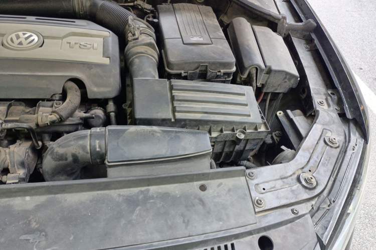 Used Volkswagen Passat 2013 1.8TSI DSG Government Procurement Edition Engine Bay Left