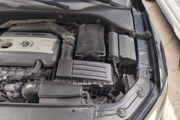 Used Volkswagen Passat 2013 1.8TSI DSG Government Procurement Edition Engine Bay Left