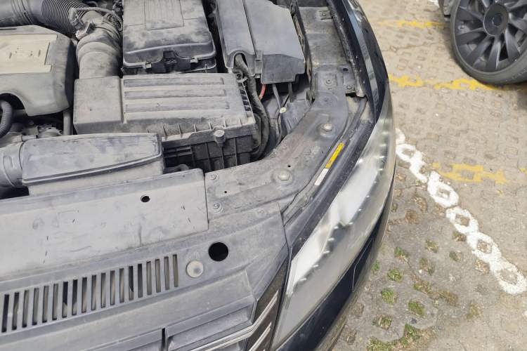 Used Volkswagen Passat 2013 2.0 TSI DSG Prestige Edition Engine Bay Left