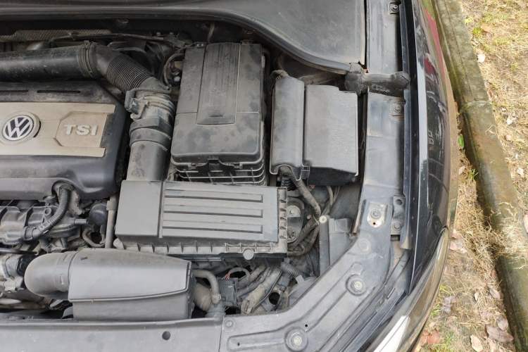 Used Volkswagen Passat 2013 1.8TSI DSG Government Procurement Edition Engine Bay Left