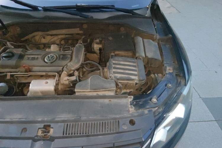 Used Volkswagen Passat 2013 1.4 TSI DSG Prestige Edition Engine Bay Left
