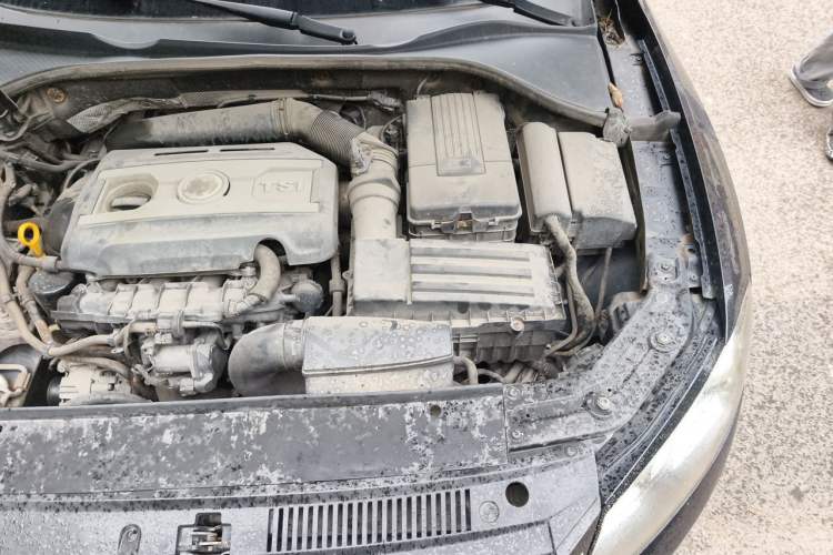 Used Volkswagen Passat 2013 1.8TSI DSG Government Procurement Edition Engine Bay Left