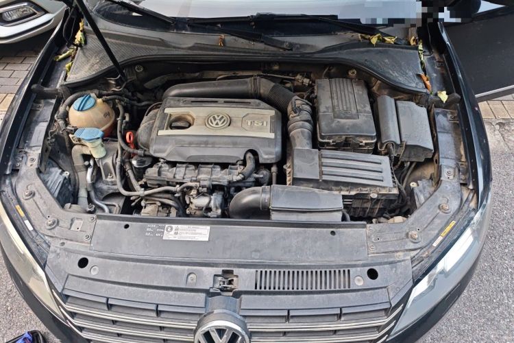 Used Volkswagen Passat 2013 1.8TSI DSG Prestige Edition Engine Bay